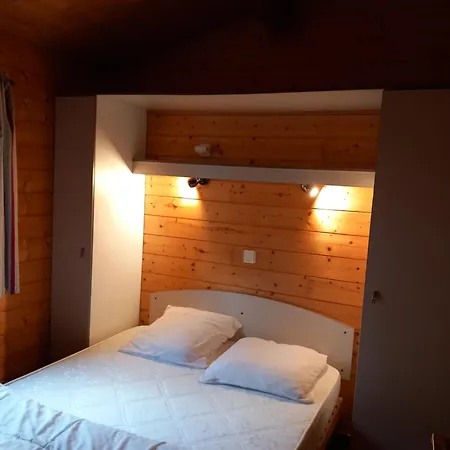 Domaine De La Cheneraie Chalet *